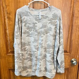 Athleta Gray Camouflage Top